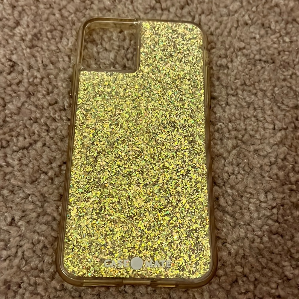 iPhone 11 Pro Max Sparkly Case